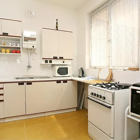 Apartamento Taurus 11 *